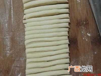 玉米面面条怎么和面