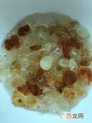 糯耳要泡发多久,银耳太大怎么分成小块？