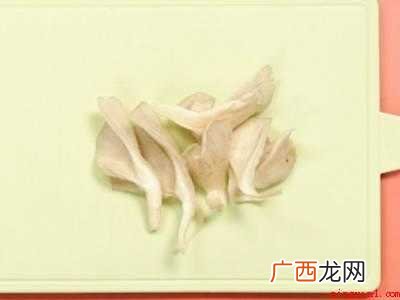 炸蘑菇怎么做不软还酥脆