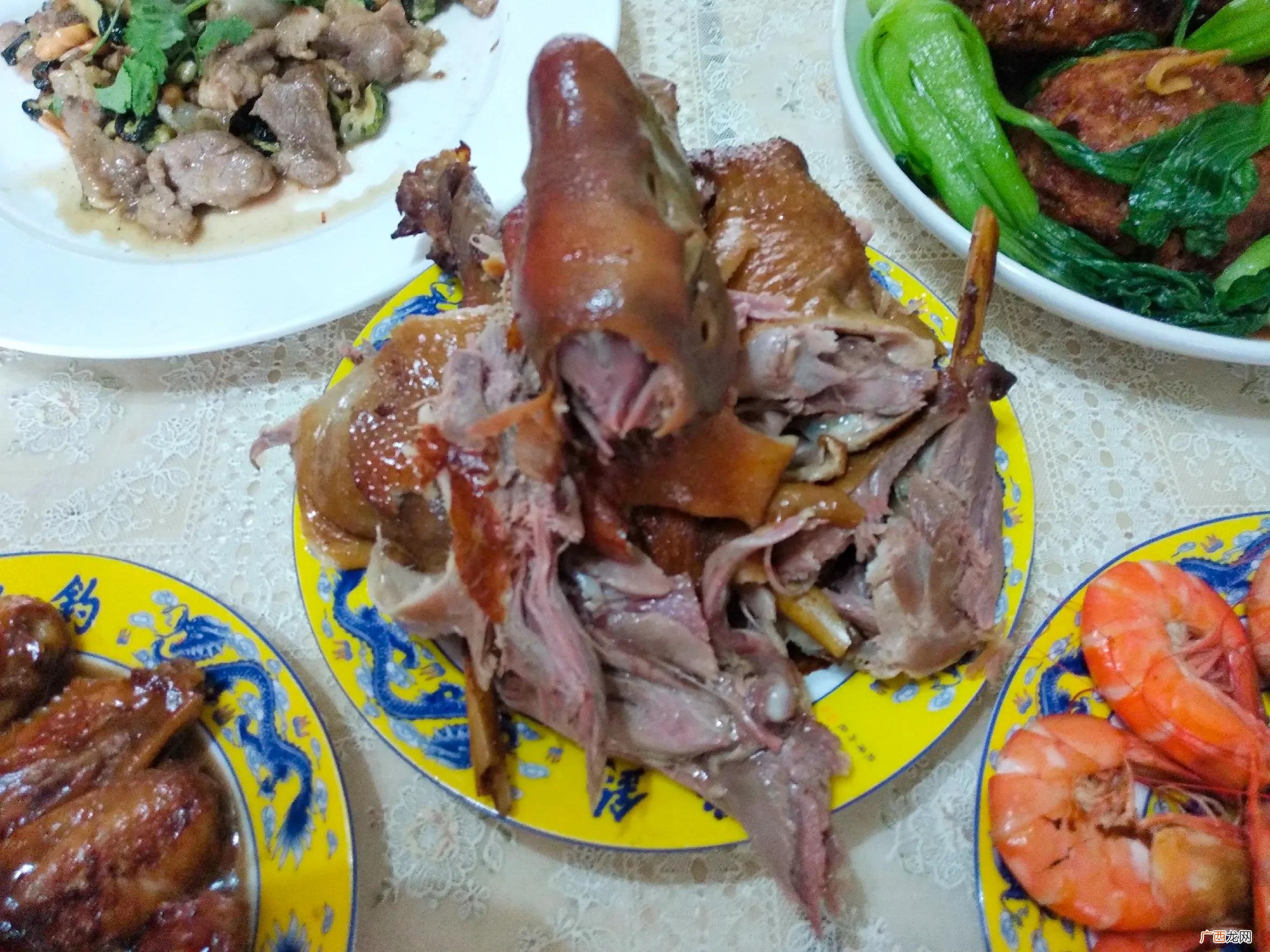 炖大鹅加哪三种配料味道正宗 炖大鹅放什么调料好吃窍门