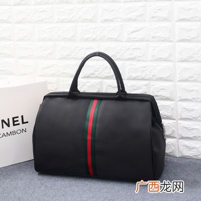 背包算不算手提行李,东航背包算不算手提行李？