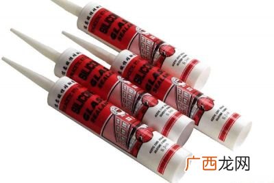 酸性玻璃胶气味有毒吗,酸性玻璃胶的味怎么才能去除？