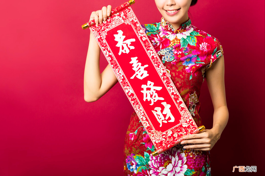 读对联的正确方法详解 对联从左往右读还是从右往左读