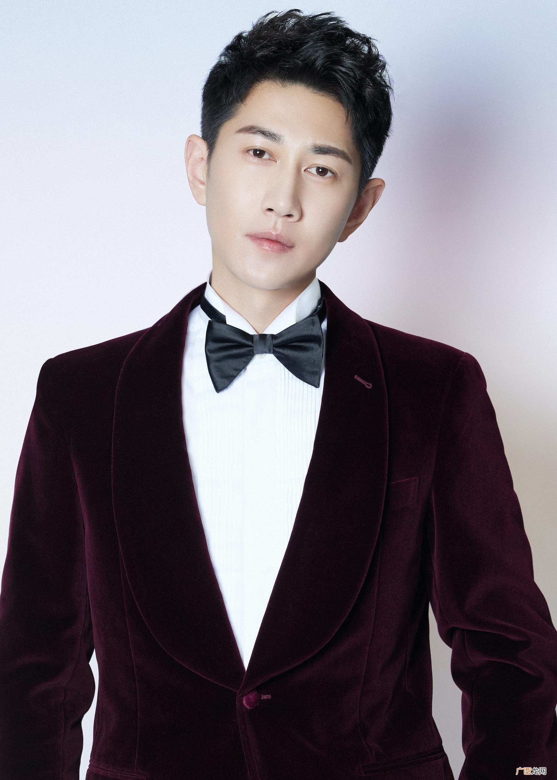 何明翰说更努力才能有更好的角色 演员何明翰个人资料简介