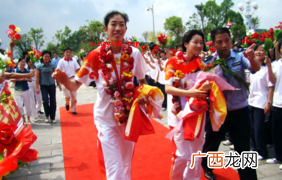 荣归故里是什么意思