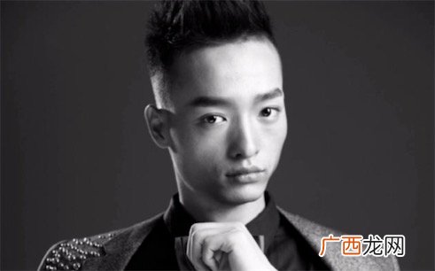 轩辕龙傲天是什么意思什么梗 轩辕龙傲天比叶良辰更厉害