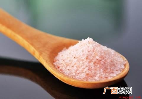 玫瑰盐一般用来当作沐浴盐使用 玫瑰盐是干嘛的