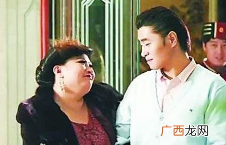 小白脸是什么意思 小白脸出处 长得帅还吃软饭的小白脸星座男