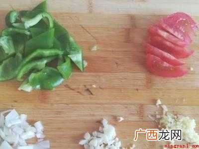 茄子和肉片怎么炒好吃又简单