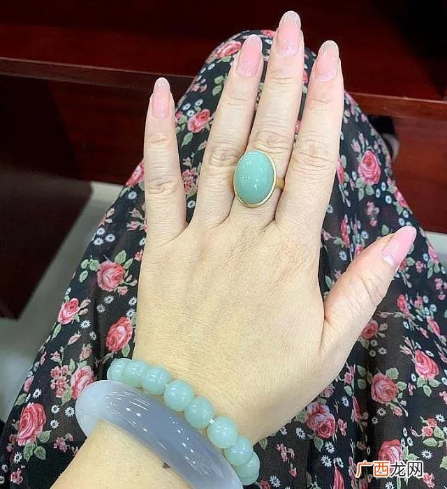 几百块钱的玉是不是真的 几百块钱的玉有灵性吗