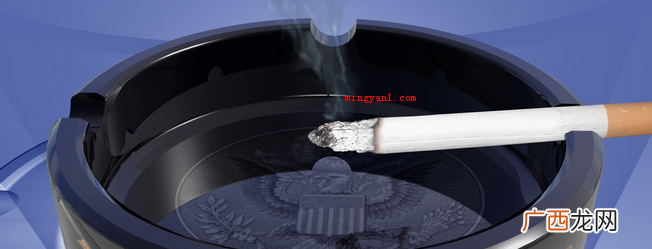 烟灰缸里为什么不能倒水？是什么寓意？