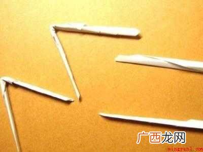 蚕宝宝吐丝怎么搭架子