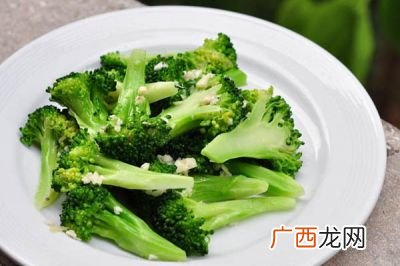 西兰花变黄了还能吃吗,西兰花西兰花为什么会发黄？