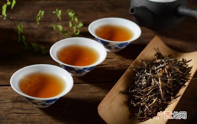 茶叶中的茶碱是什么,猫可不可以喝茶？
