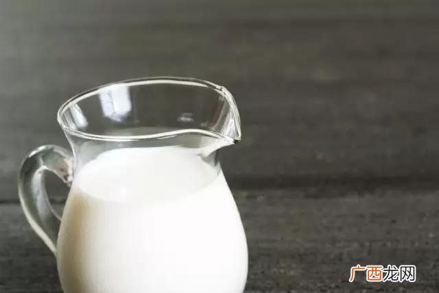鲜牛奶可以加热吗,鲜奶加热多长时间合适？