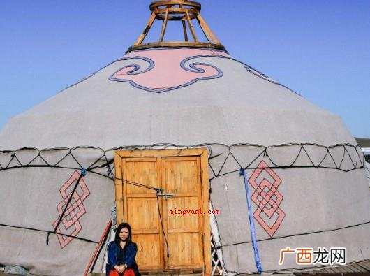 蒙古族的风俗习惯
