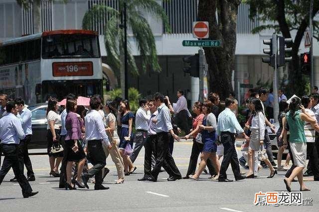 新加坡国土狭小，人口基数大 新加坡面积多少平方公里