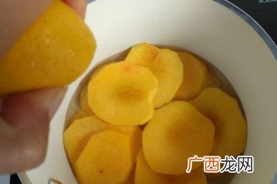 黄桃干的做法自然晾晒,黄桃橘子罐头家常做法?