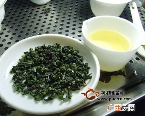 铁观音属于绿茶吗,铁观音和绿茶哪个好喝呢？铁观音贵吗？