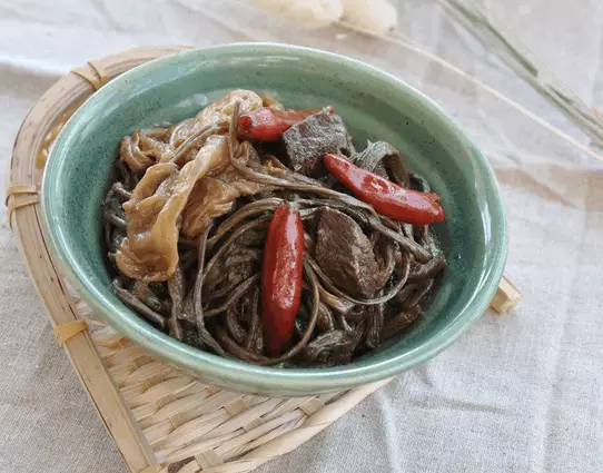 东北茴香豆咸菜做法,腌腊白的方法？