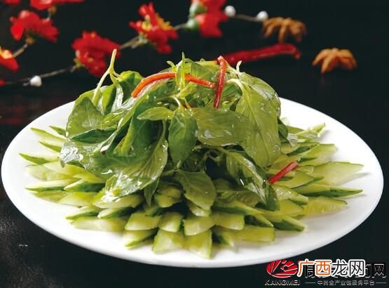 黄瓜荆芥怎么调,黄瓜木耳辣根凉菜怎样做？