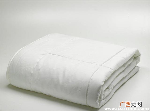 褥子尿湿怎么处理,棉被被尿湿了怎么办。可以洗吗？