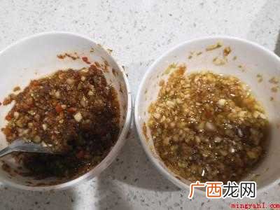 小青龙的做法共有4步,可做清蒸青龙、青龙鲍鱼焖鸡、蒜蓉蒸小青