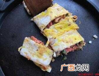 如何在家里面自制烤冷面 烤冷面怎样做