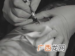 肌肤之亲是什么意思啊,肌肤之情是什么意思？