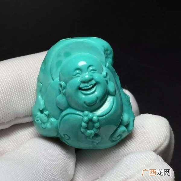 佩戴绿松石手串对人体健康好 绿松石的功效与作用