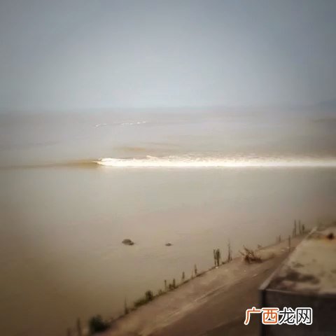 钱塘江涨潮时间,钱塘江每年涨几次大潮？