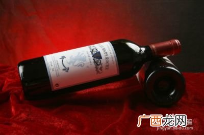 红酒级别如何区分,红酒怎么看等级？