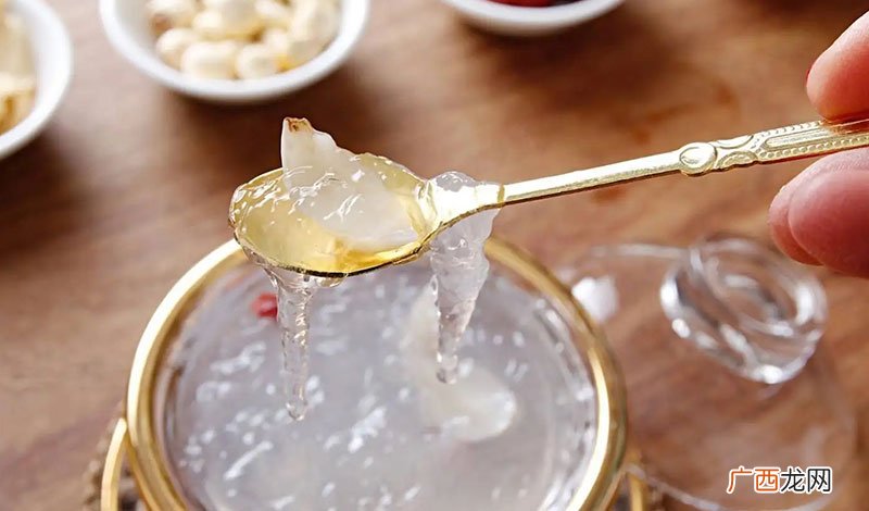 它是怎么形成的 燕窝是什么东西
