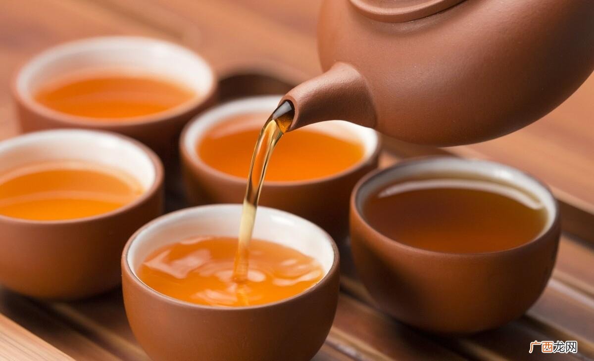 茶桌上饮茶礼仪基本动作知识介绍 茶礼的基本内容手势