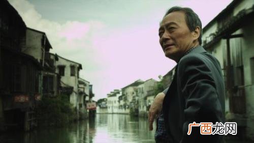 不孚众望是褒义词吗,形容楷模的成语?