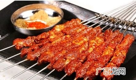 电饼铛能烤羊肉串吗,电饼铛羊肉串做法需要先煮吗？