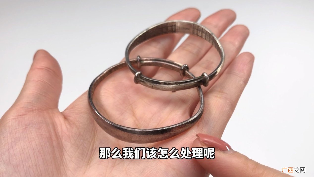 银饰清洗用什么方法效果最好 自己清洗银饰品小妙招