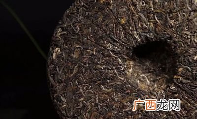 怎么判断茶叶是否发霉,茶叶上面绿霉是什么？