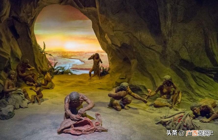 地点在哪里，使用什么石器 北京山顶洞人距今多少年代
