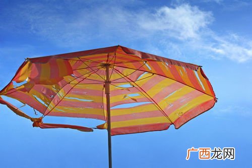 彩虹bottom是什么意思啊,好听的女生英文名？