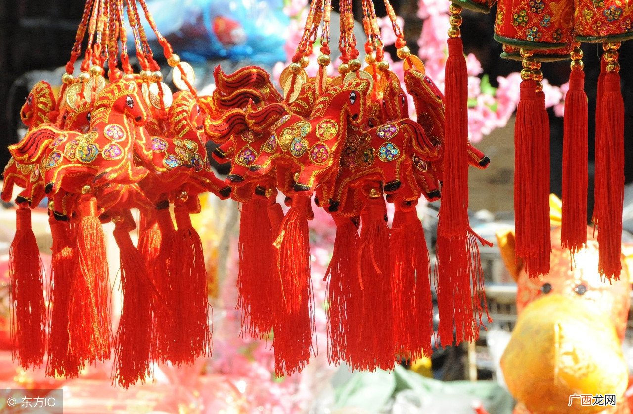 三种招桃花运的汽车摆件 男士车上前面放什么摆件好