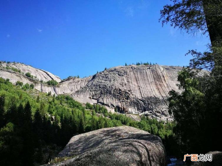 新疆旅游必去的7个5A级景点 新疆必玩景点排名