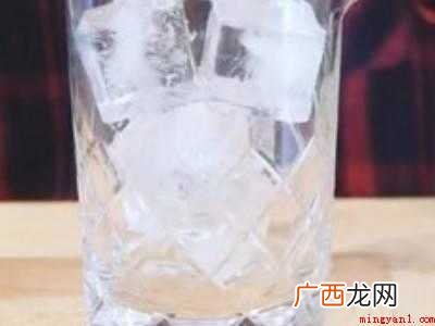 干马天尼鸡尾酒配方