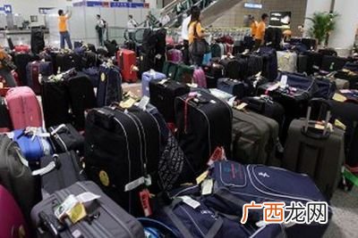 免费托运行李怎么办理,请问坐飞机行李怎么托运?是免费的嘛？