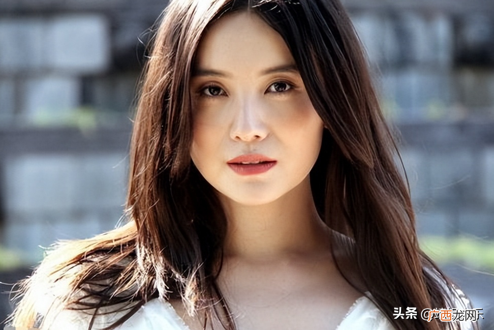 宋佳只恋爱不结婚真的吗 40岁宋佳为何不结婚
