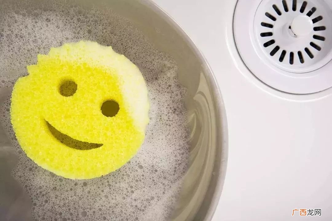 水硬怎么变软,水质硬怎样变软？什么水质对皮肤最好？
