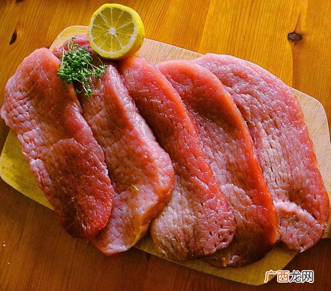 红肉是什么肉,柚子肉是什么颜色？
