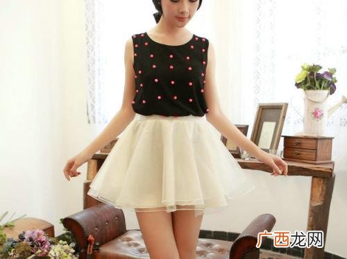 10度穿什么,10度穿什么衣服？