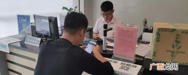 自己交跟驾校交的区别 驾照考试费用是自己交还是驾校交