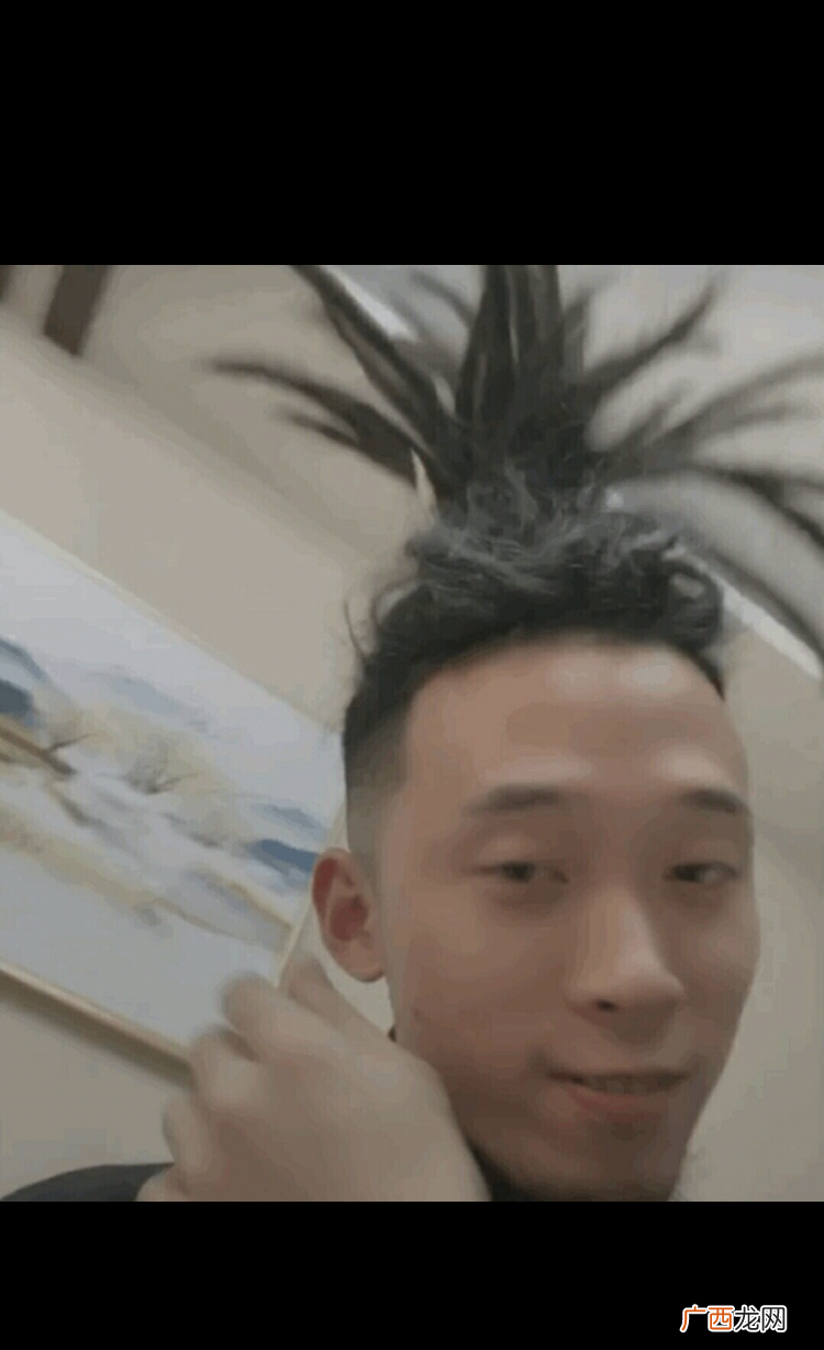 《说唱新世代》火帮组员feezy 菠萝头是什么梗